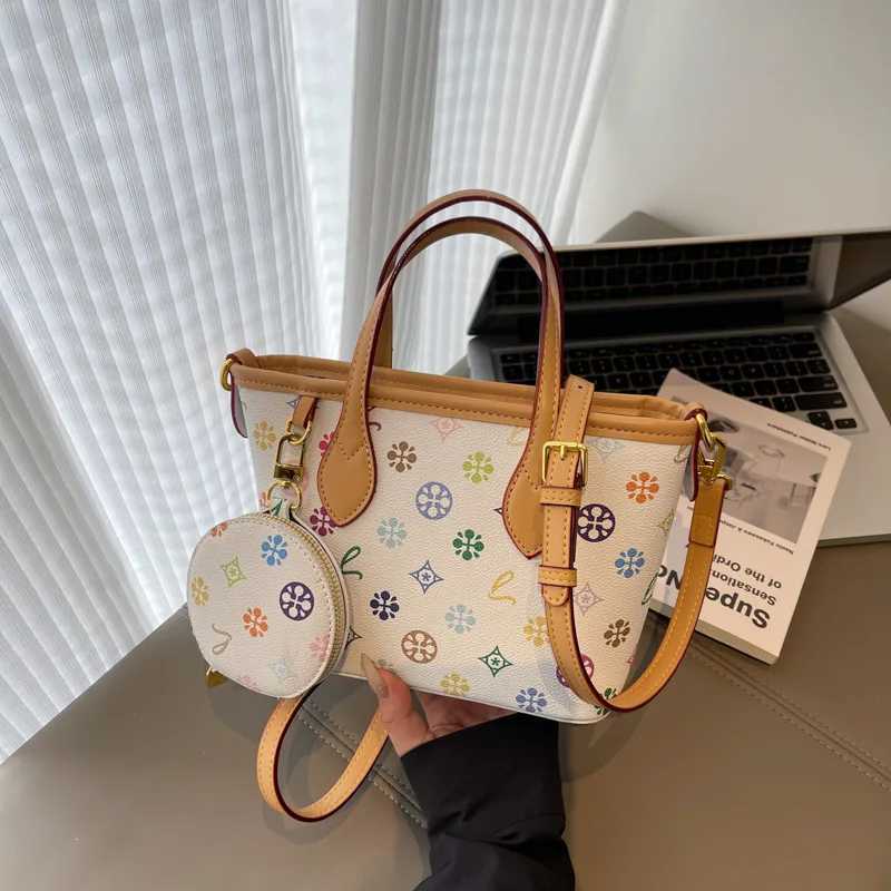 2025 New Stylish Printed Tote Bag - High-End Large-Capacity Shoder Crossbody Cmuter Bag Y251120