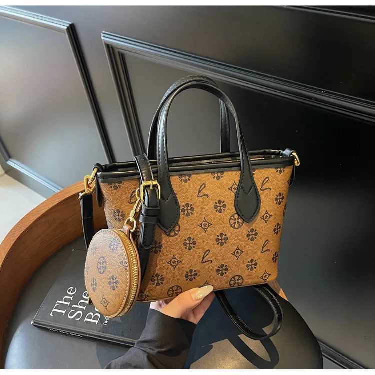 2025 New Stylish Printed Tote Bag - High-End Large-Capacity Shoder Crossbody Cmuter Bag Y251120