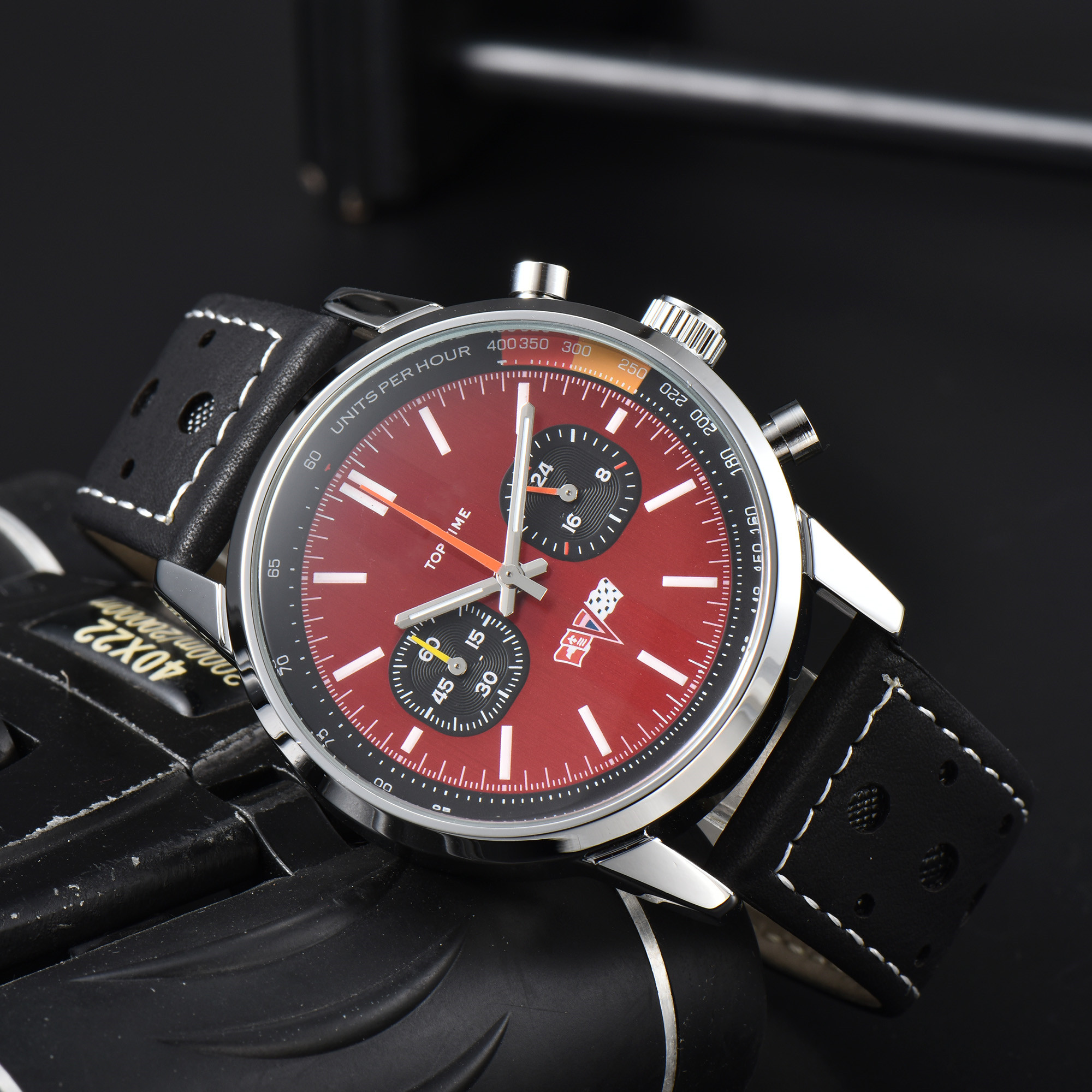 New Top luxury brand series men's high-quality quartz wristwatches feature stylish and classic steel straps and leather straps.