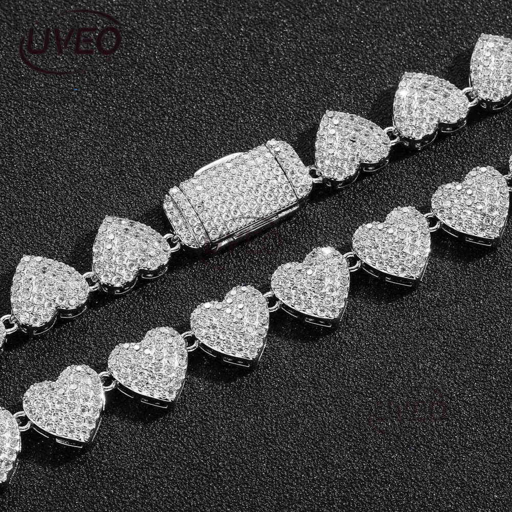 Fashion Designer 10mm Love Necklace Cordate Cuban k Micro Set Zircon Personalized Trendy Heart Shaped Collar Chain Hip Hop Jewelry for Men Women Free 