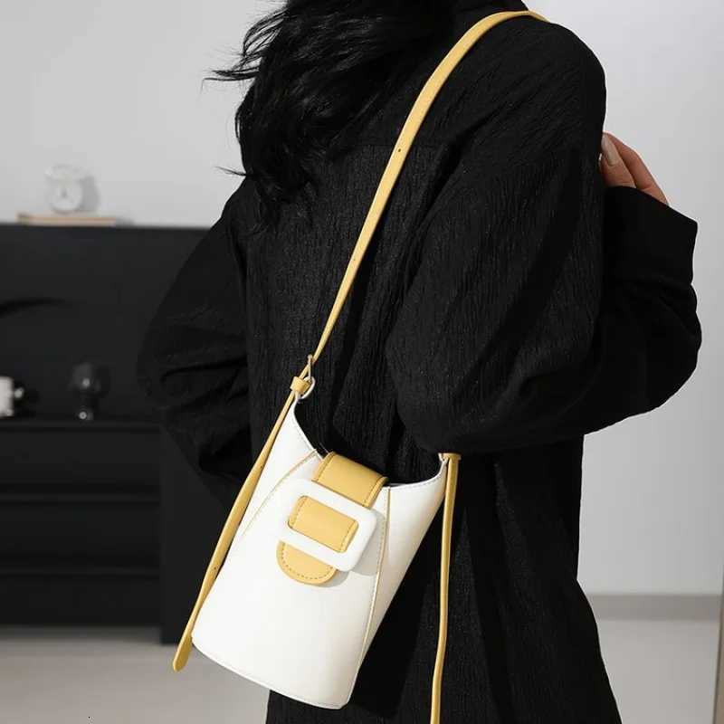 Fiable Ladies Shoder Bag Made Of Soft Leather Boa Paris Style And Casual Vintage Chic Look Y251120