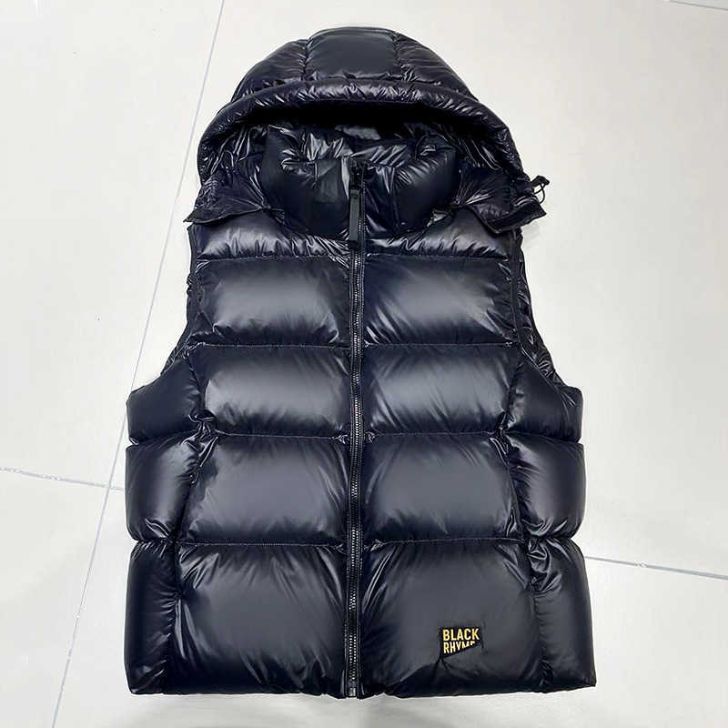 Down jacket with black and gold logo, white duck down vest for men and women, outerwear, long-sleeved short coat, thick and short winter 2025 model L2