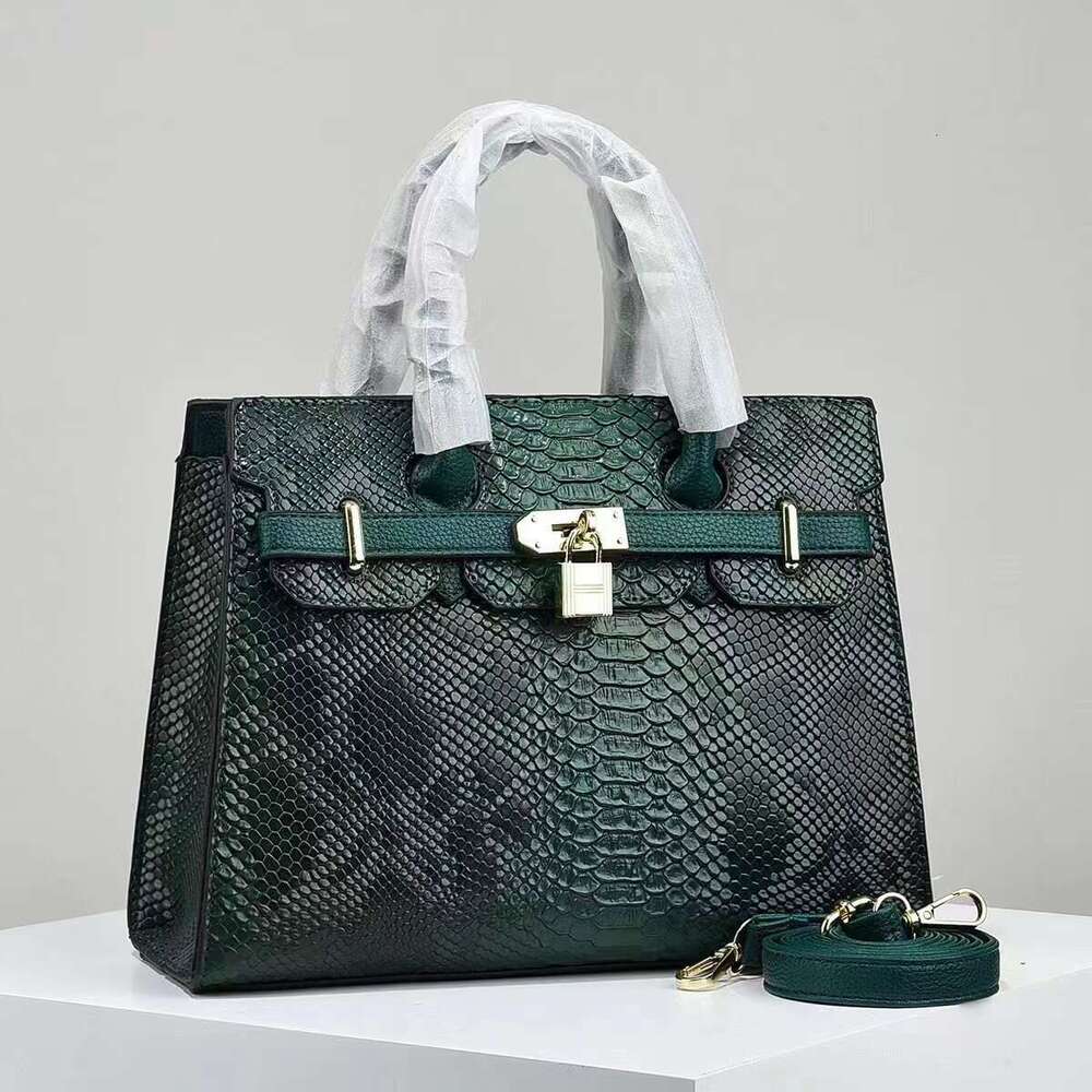 Designer Bag Versatile Fashionable Large Capacity Handbag, Women's Shoulder Bag, Shiny Leather, Stone Patterned Handbags