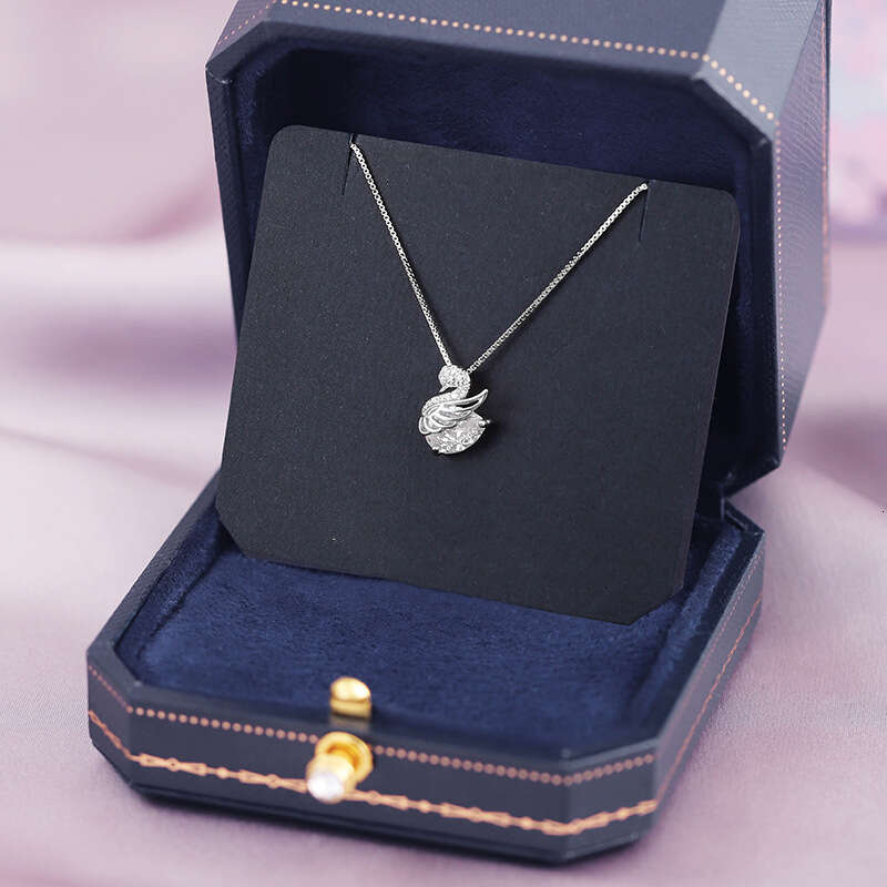 Little Swan Necklace for Women, Light Luxury, High-End Design, Fashionable and Versatile, Niche Celebrity Collarbone Sweater Chain, Gift Wholesale