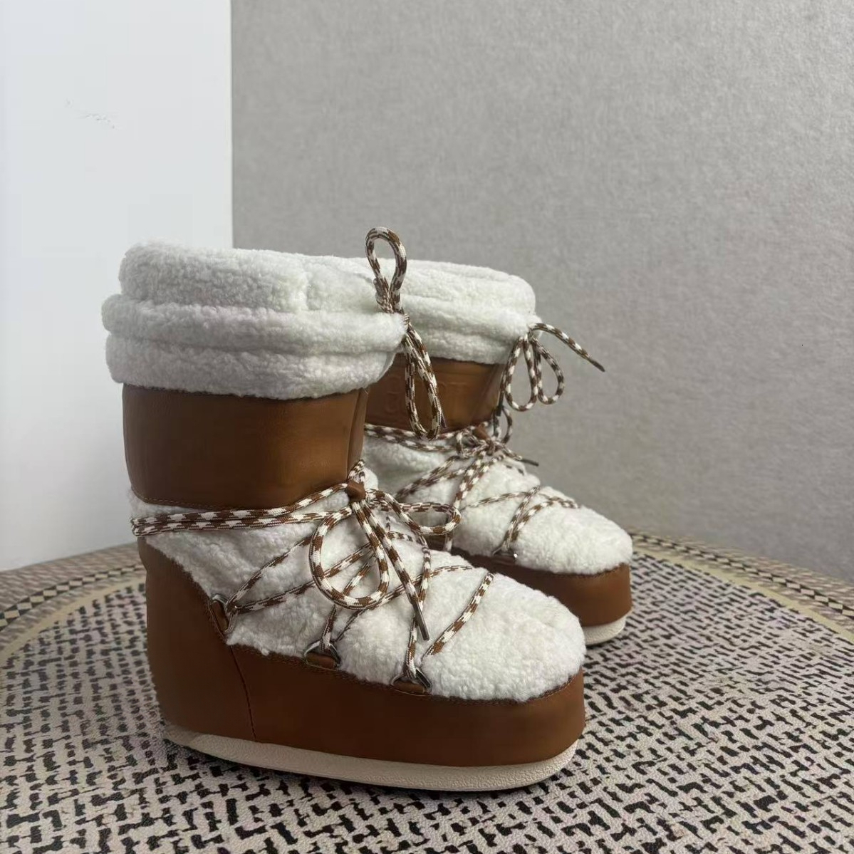 Designer's new winter long ski boots, warm high heels, anti slip snow boots, cotton shoes