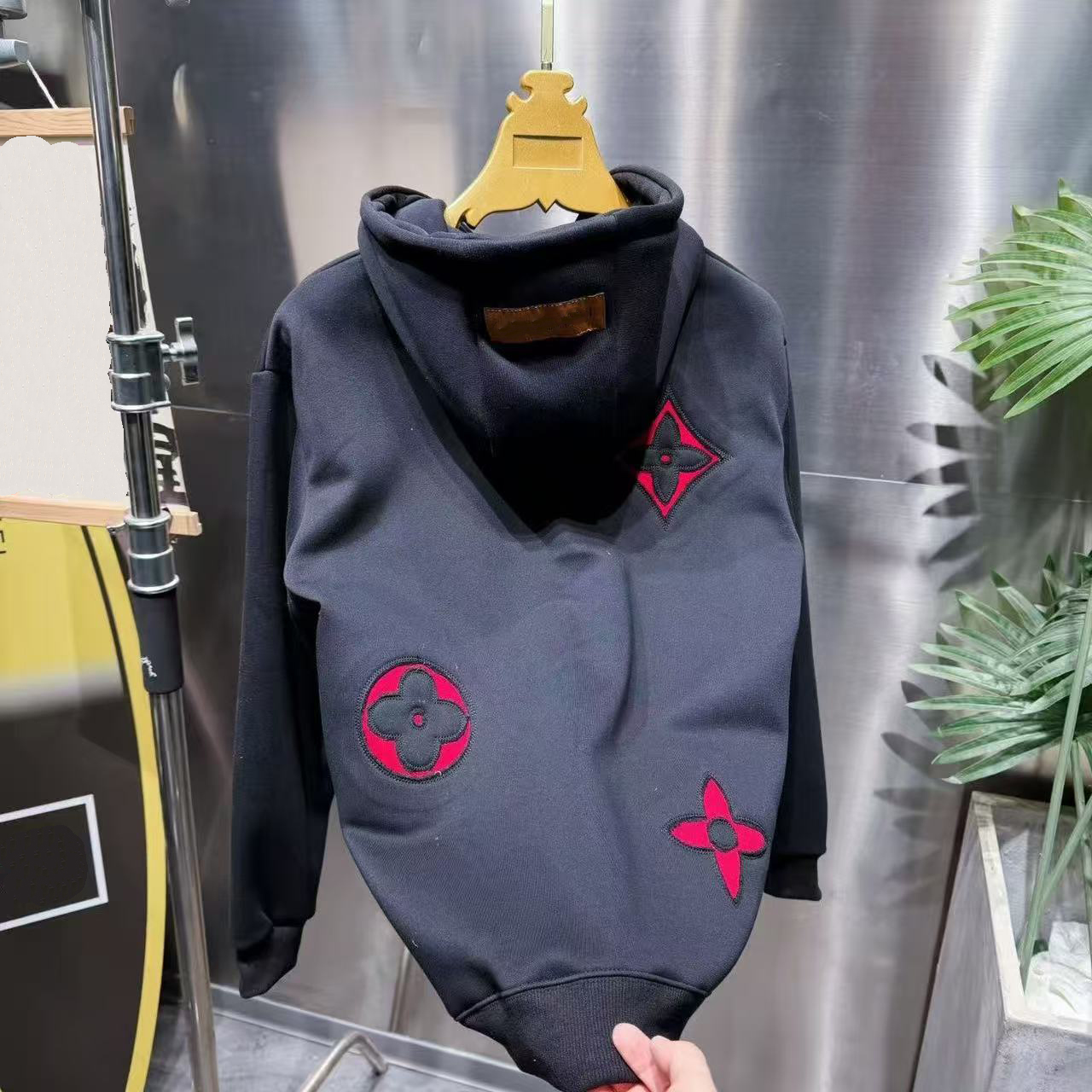 2025 Winter Men's Hoodie Sweatshirt Heavy Graffiti Embroidery Hoodie Sweater Men's Fashion Brand Handsome Loose Design Top