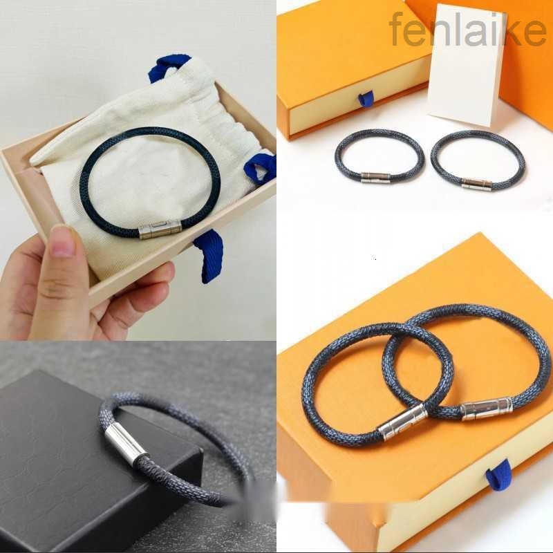 Jewelrys Plated sier bracelet mens bracelet designer leather bracelet vintage casual party luxury jewelry fashion bracelet woman blue black exquisite go017 Y4