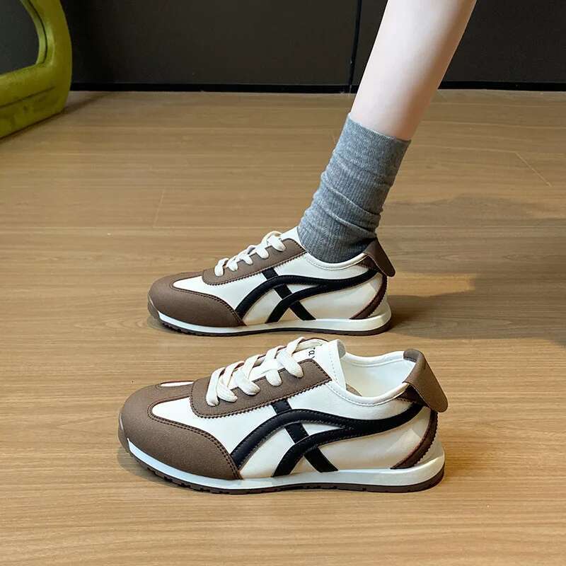 Sports for women outdoor anti slip running casual fashionable comfortable walking shoes trendy and versatile