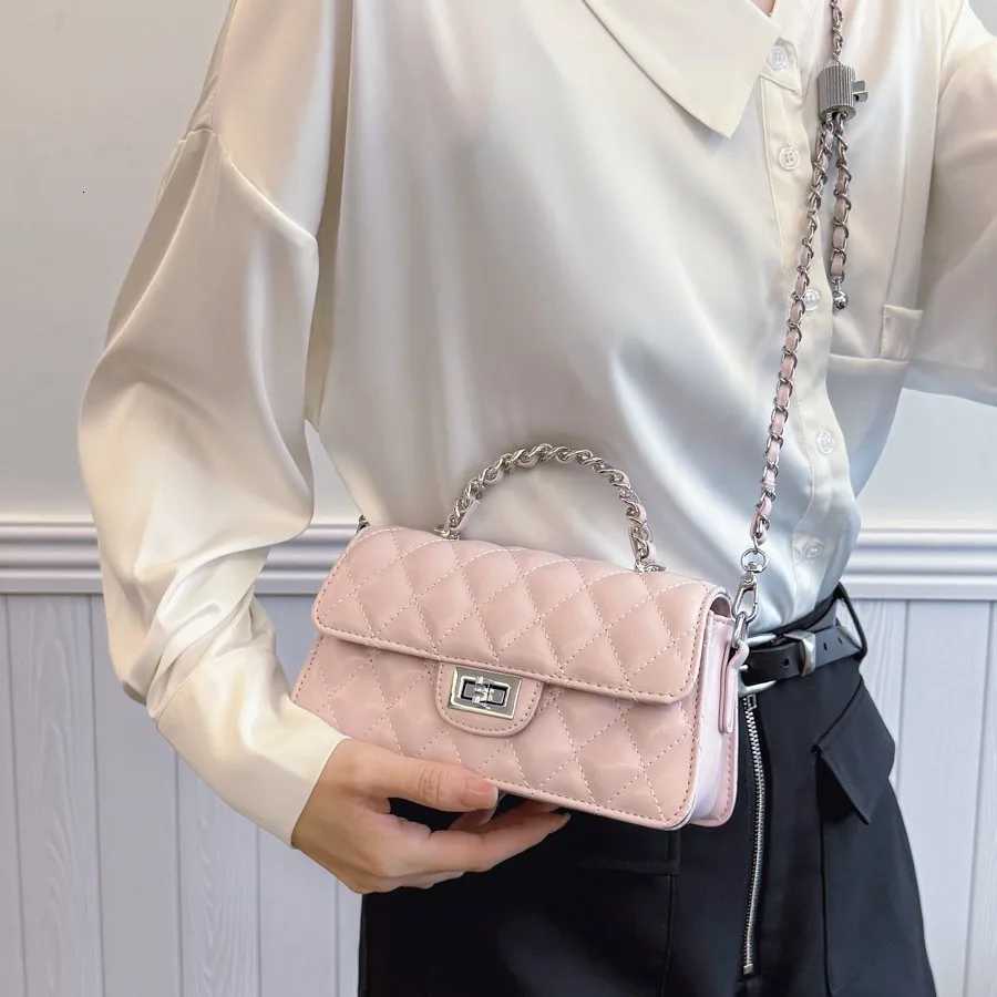 2025 Wens Premium Diamd Shoder Handbag Embroidered Thread Chain Detail Trendy Lock Ideal for the Fiable Cmuter Y251120