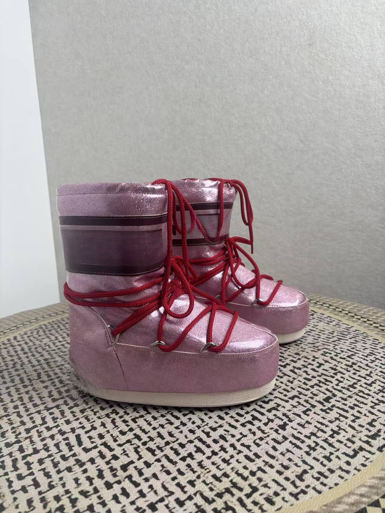 Designer's new winter long ski boots, warm high heels, anti slip snow boots, cotton shoes