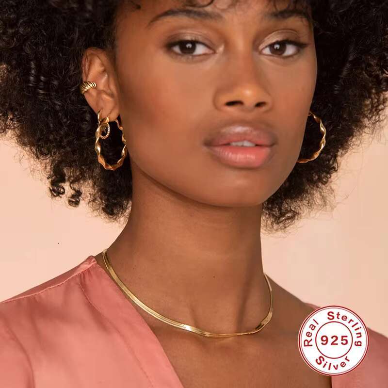 Pure sier necklace, women's collarbone, gold chain bone, collarbone buckle, simple flat snake necklace jewelry
