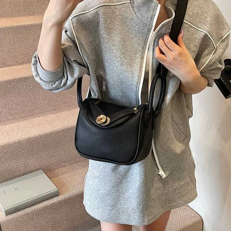 Elegant Wens Leather Shoder Bag Stylish Crossbody Handbag Luxury Brand Designer Tote Bag For Ladies Y251120