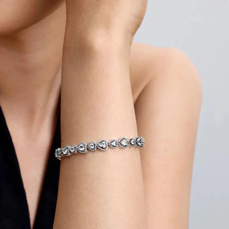 2025 s925 Love Bracelet Halo Hearts Bracelet S925 Pure Silver Classic Wedding Bracelets Fashion Jewelry Party Gift 250415