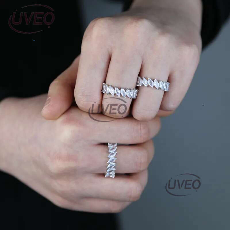Sterg Sier Horse Eye Ring Fashion Women Finger Jewelry Iced Out Bg Cubic Zirconia Paved Cz Wedding Rings