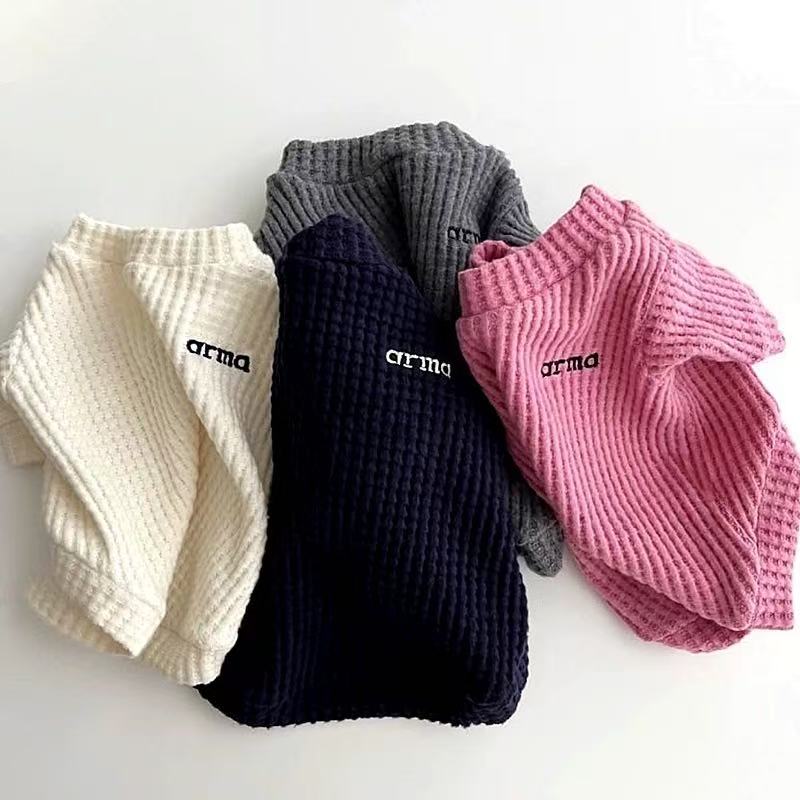 T0021New summer pet bottoming shirt Teddy puppy clothes