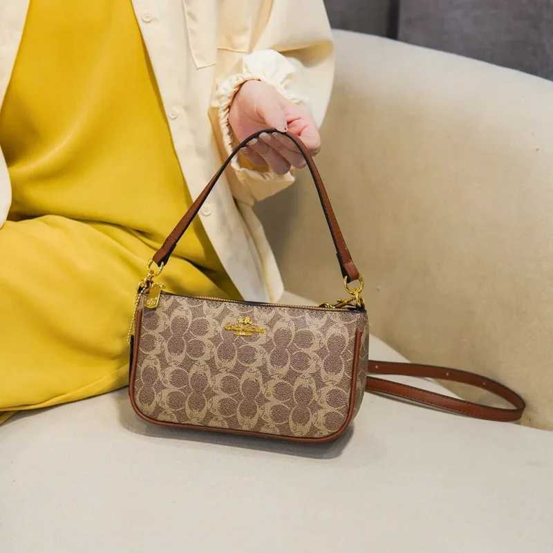 Elegant Womens Summer Casual Versatile Underarm Bag Handbag Square PVC Soft Vintage Style with Internal Zipper Pocket W251120 - view 3