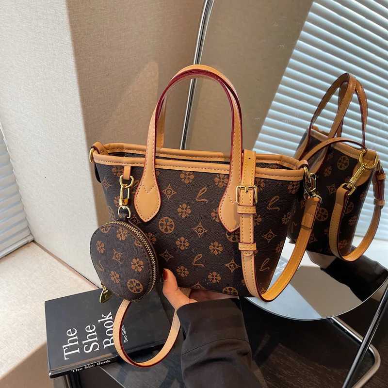 2025 New Stylish Printed Tote Bag - High-End Large-Capacity Shoder Crossbody Cmuter Bag Y251120