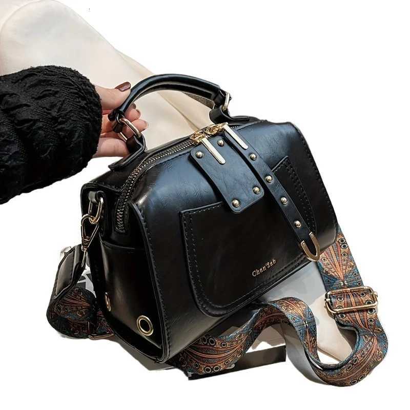 Crossbody Bags for Wen Shoder Bag Minimalist Purse and Handbag Designer Bags Mother Kids Bag for Girl Sac Main Femme Y251120