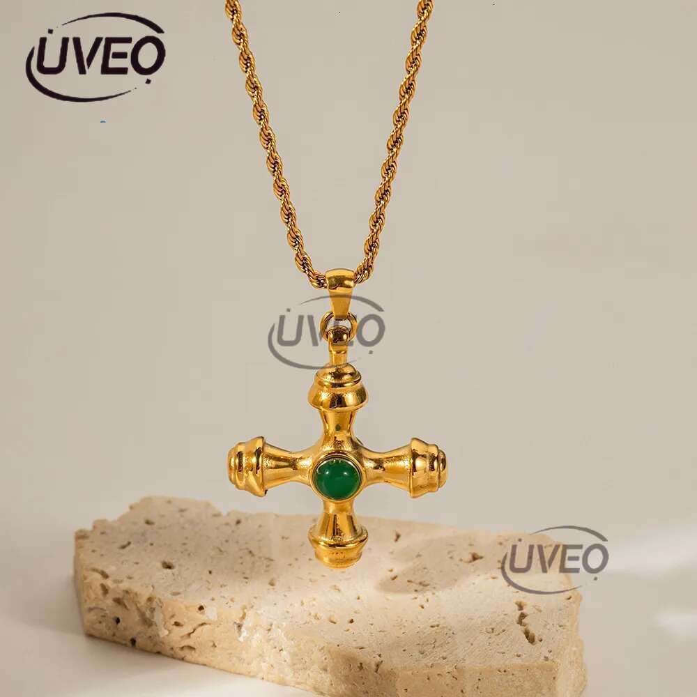 Designer Trend Gold Stainless Steel Cross Pendant Necklace for Women with Tiger Eyes That Do Not Fade Fashionable Jewelry Wholesale