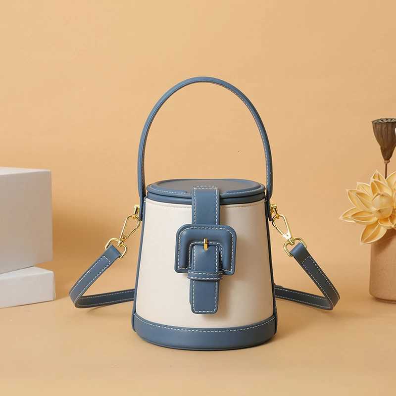 New Fi Design Box Shape Cross Body Bag Fem Short Handle Bag Cowhide Leather Wen Small Shoder Bag Bucket Bag Y251120