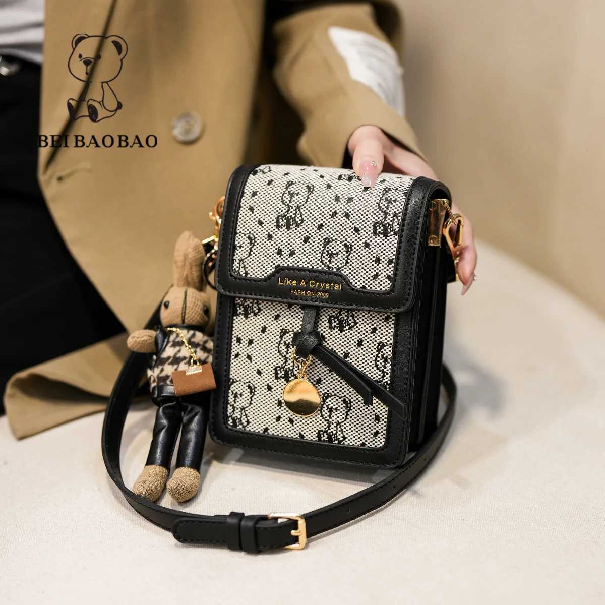 Beibaobao 2024 New PU Bag Cover Style Phe Bag Mini Small Square Bag Vertical Fi Zero Wallet Wens Phe Bag Y251120