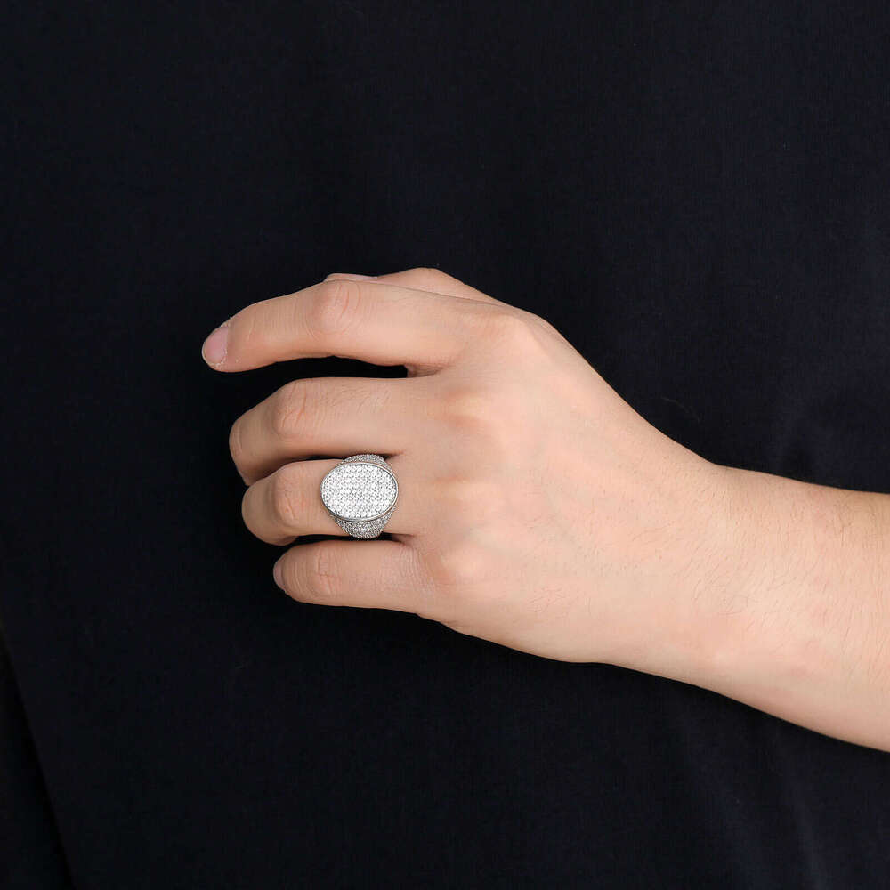 Luxury designer Oval micro-inlaid Ice out VVS Moissanite and all diamonds, Hip-hop men and women Rap diamond ring free shipping