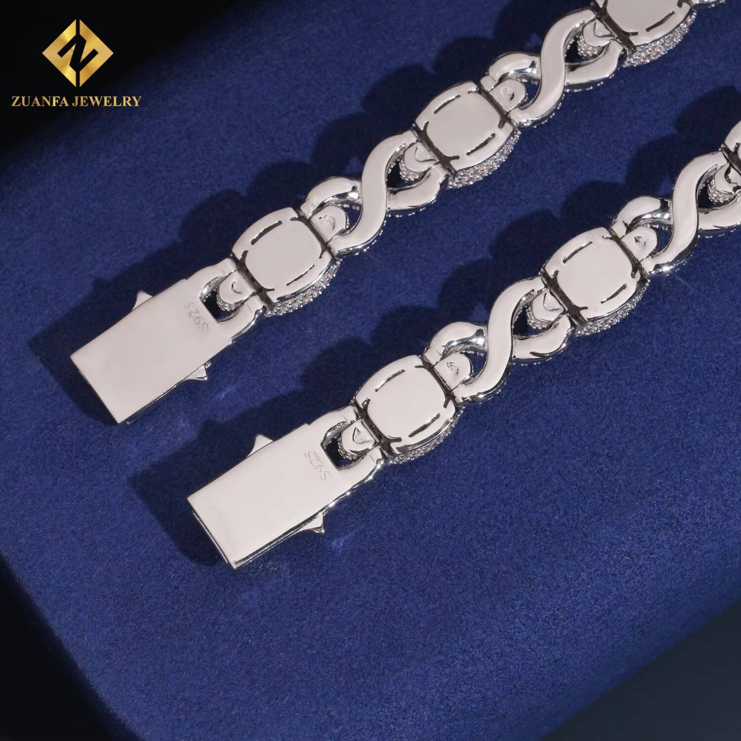 Hot Sale 925 Silver Hip Hop Jewelry 13mm Iced Out Moissanite Diamond Bracelet Eyes Design Moissanite Cuban Link Bracelet Men