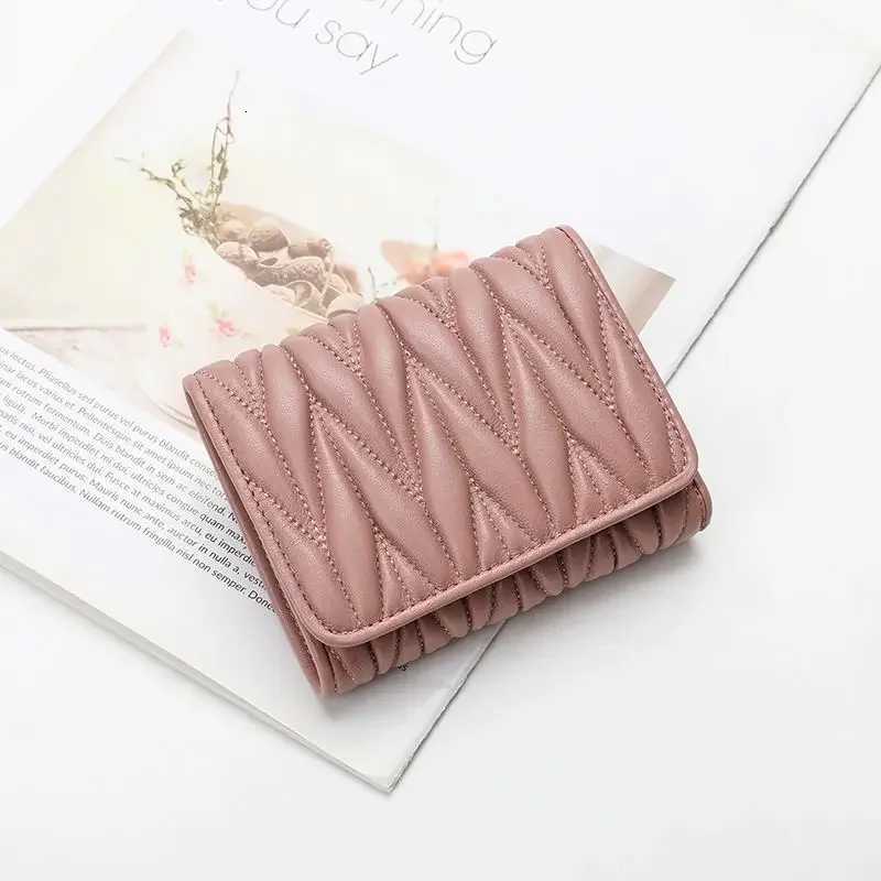 Versatile Cropped Sheepskin Soft Wallet Womens 2024 New Product Genuine Leather Ultra-thin Large Billfold Foldable Card HolderW251120