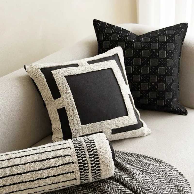 Pillow Case White Black Case Luxury Geometric Cushion Case Modern Simple Long Round Decorative s For Sofa Chair Home Decoration C251120