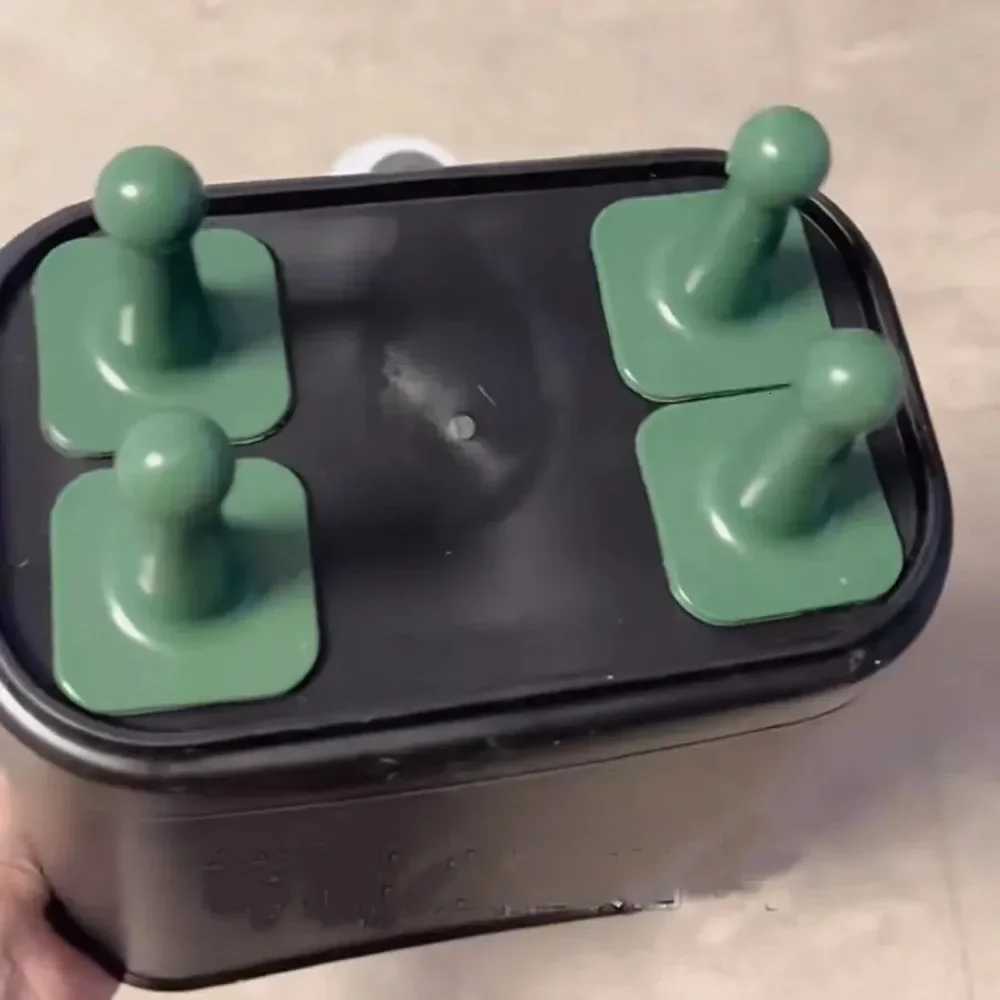 Funny Big Eyes Trash Can with Feet Garbage Bin Home Office Rubbish Bin Bathroom Garbage Container Waste Bucket Kitchen Dustbin C251120