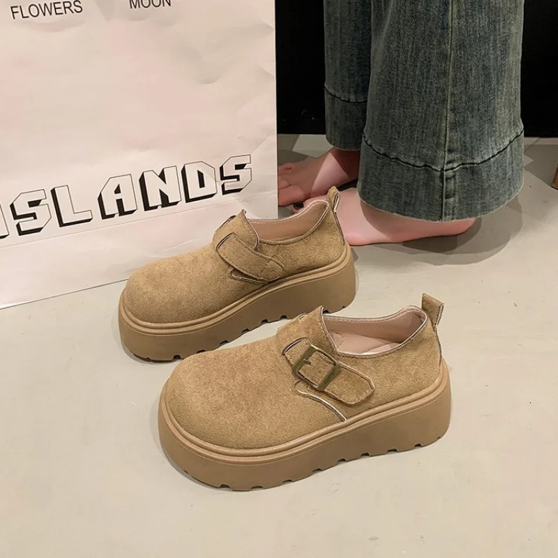 Petite Loafers Cute SlipOn Shoes for Women Spring and Autumn Thick Sole Height Increasing 251121