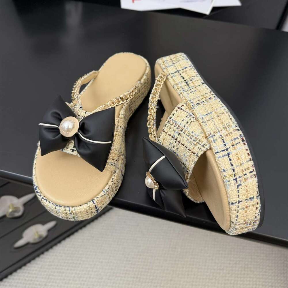 Women Size34-41 Flip-ps Chain Pearls Butterfly Knot Slippers Flat Platform Slides Designer Shoes atillas De Mujer