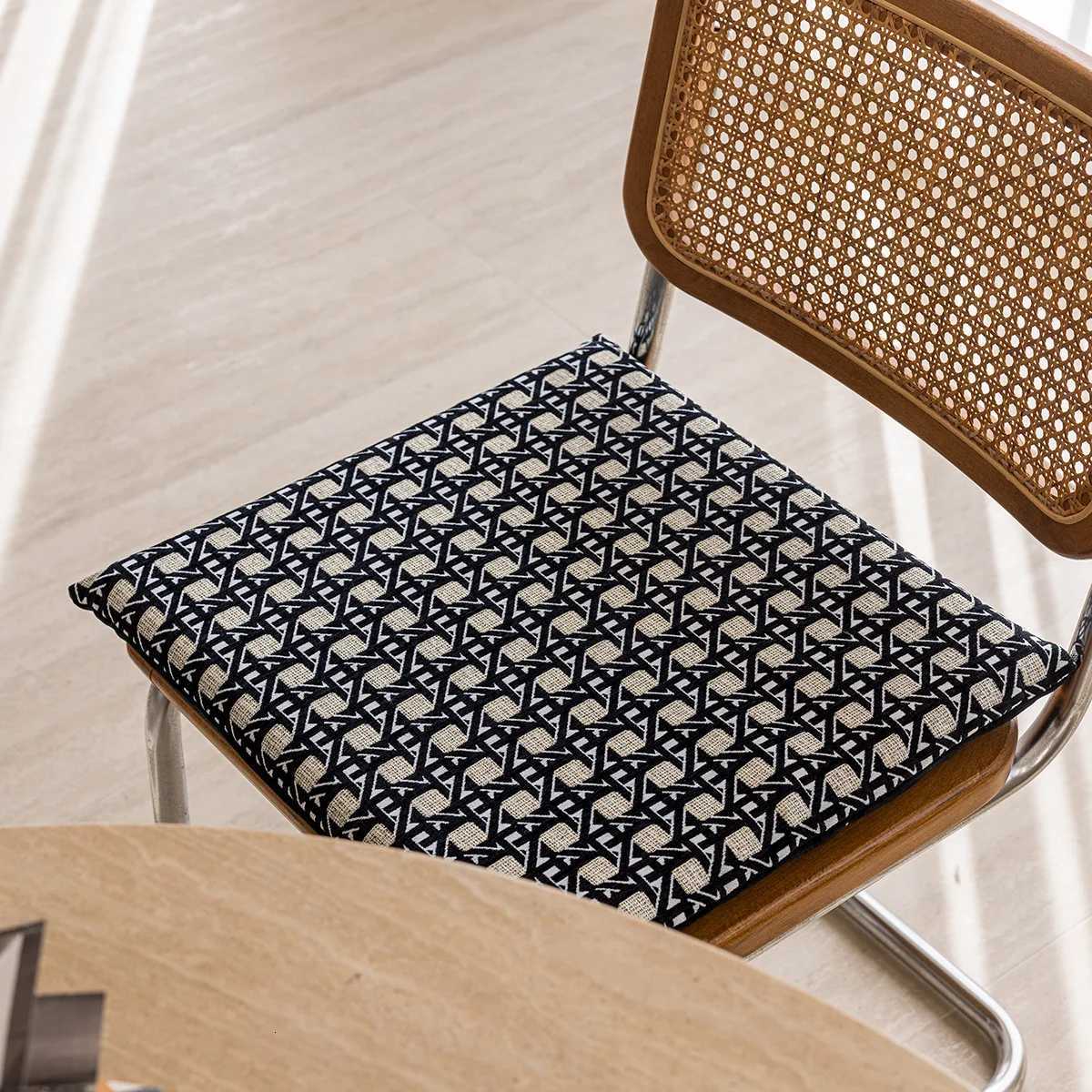 Medieval square chair cushion removable and washable tatami bay window case office fart cushion seat cushion memory cotton C251121