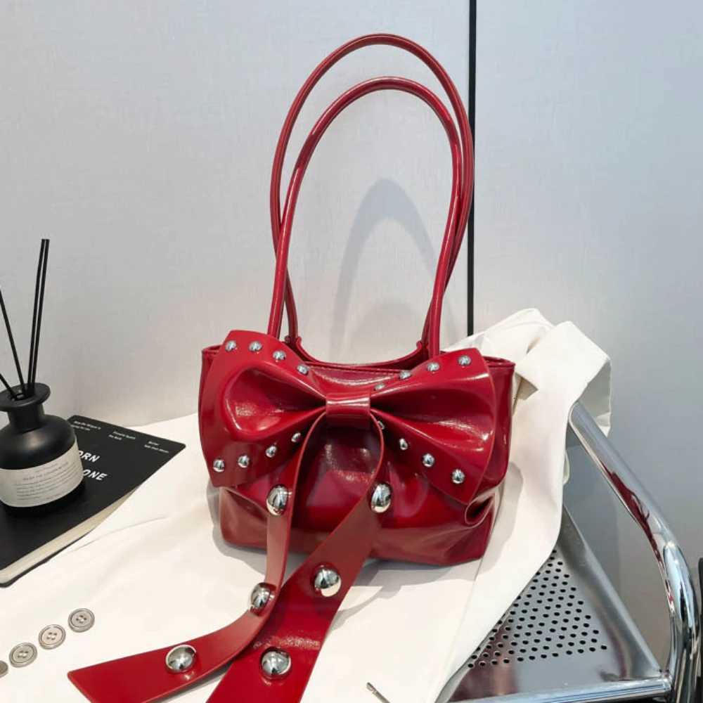 Trendy Bow e Shoder Bag Wen Fi Glossy PU Leather Buckle Underarm Bags All-Mah Cmute Packs for Ladies Y251121