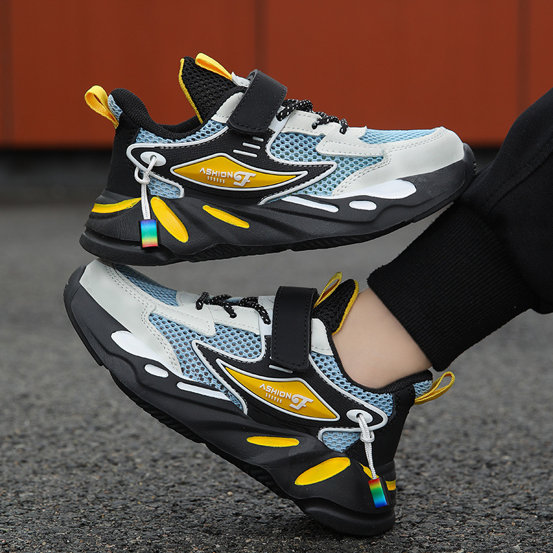 Sports shoes, luminous shoes, winter shoes, running shoes, leather shoes, fashionable and trendy shoes, anti slip and wear-resistant casual children&#