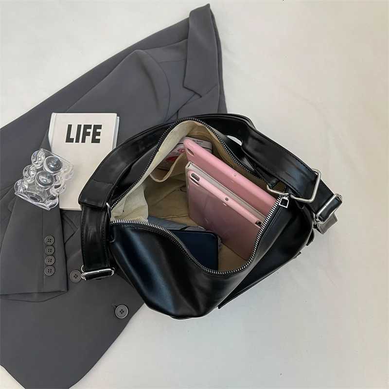 Mti-Functial Wens Bag Single-Shoder Handbag Cvertable Backpack Versatile Durable for ryday Use Y251121