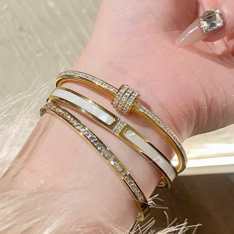 Luxury Bangles Stainless Steel Gold Color Bracelet Sparkling Womens Hand Bracelets Inlaid With Zircon Fashion JewelryW251121