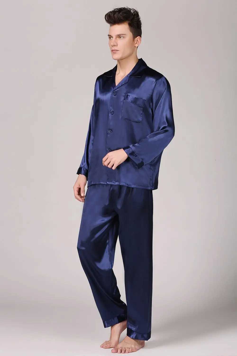 2022 Red Black Blue Male Pajama Set Satin Silk Mens Casual Nightwear Sleepwear Nightgown Robe PeignoirW251121