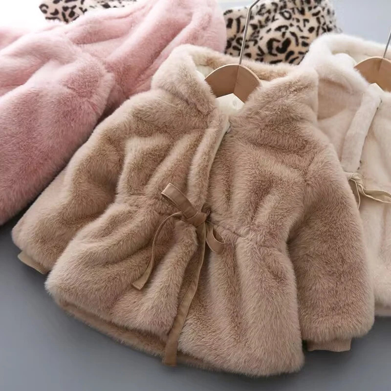 Winter Girls Coat Super Warm Mink Fur Padded Thickened Long Sleeve Hooded Coats Baby Kids Children Jacket Plush Outerwear 251114