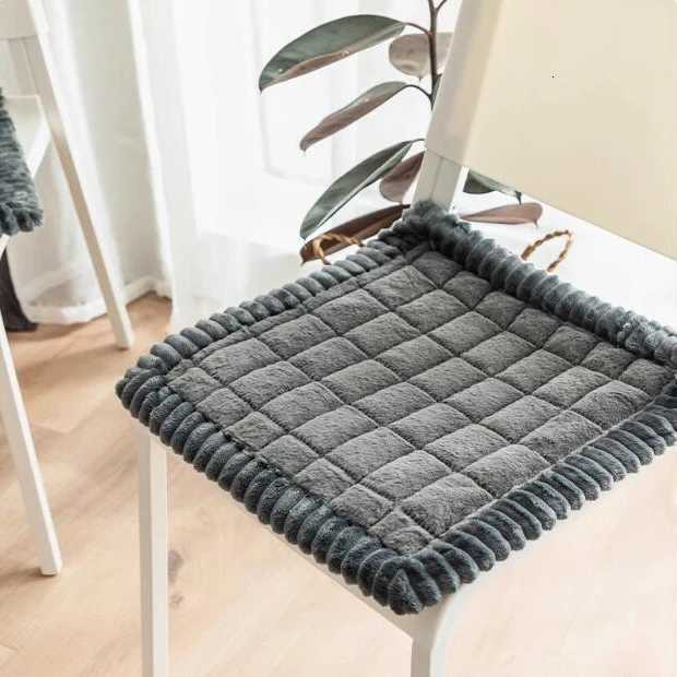 Square Plaid Pattern Seat Cushion Thin Velvet Fabric Dining Chair Cushions Pad for Home Office Car Anti Slip Back Strap Design C251121