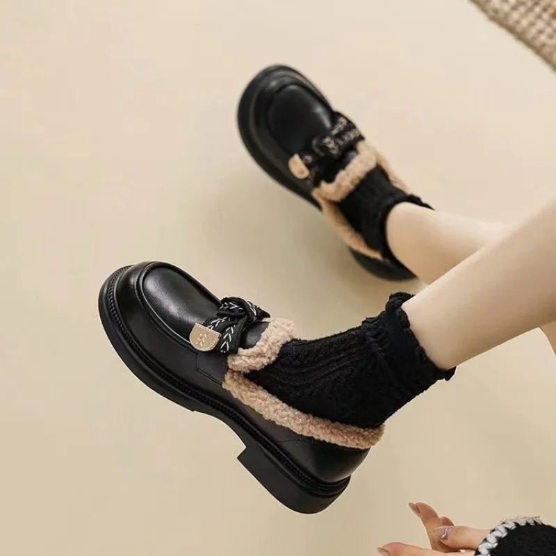 Womens Winter Loafers Fur Lined Slip On Chunky Flat Shoes British Style Casual SlipOn Flats 251121