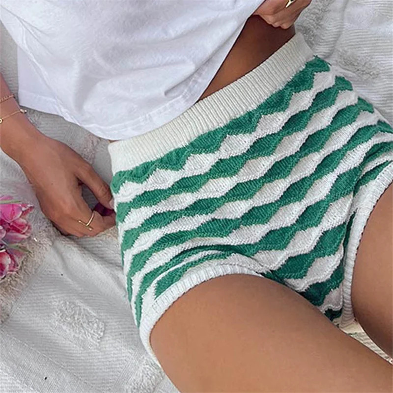 Womens Y2K Fashion Crochet Knitted Shorts Retro Striped Low Waist Boxing Shorts Summer Cute Mini Shorts Knitted Casual Clothing 250414Z