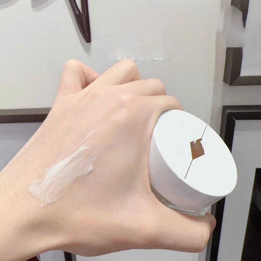 Pre Makeup Water Blasting Cream 50ml CHARIOTTE'S MAGIC WATER CREAM Moisturizing Magic Face Cream Moisturizing Soothing High Quality Fast Shipping