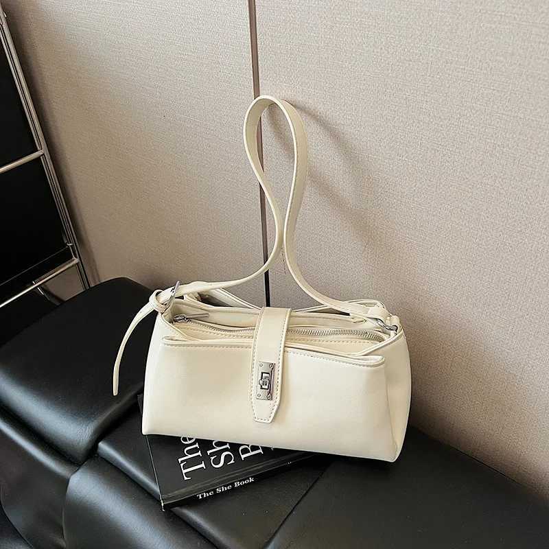 2025 Summer French Simple Niche Underarm Bag for Wen - Versatile Foreign Texture Casual Cmuting Shoder Messenger Bag Y251121