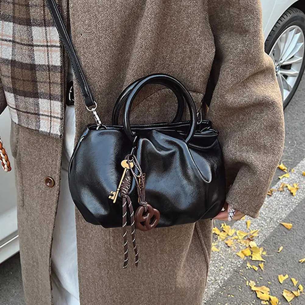New Autumn Winter Pleated Shoder Bag Fi Crossbody Bag Large Capacity Pendant Versatile Bags Y251121