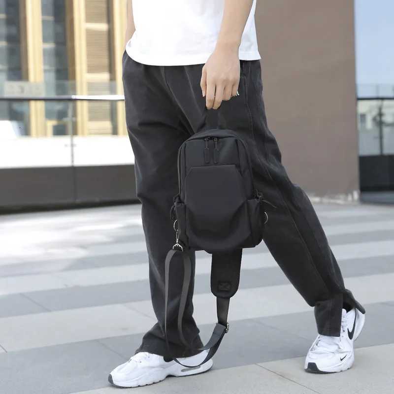 Fashion Mens Sports Ch Bag Waterproof Wear-resistant Mti-cpartment Shoder Crossbody Bag Outdoor Sports Travel Messenger Bag Y251121