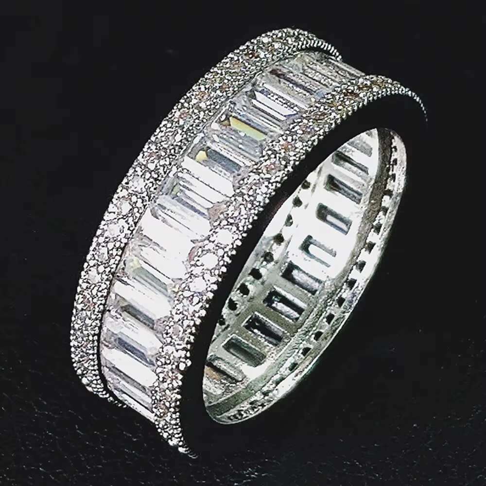 Crystal Stackable Ring Set Fashion Zircon Style Band Rings for Women Adjustable Sparkle Statement Jewelry 6 Sizes 1 Piece