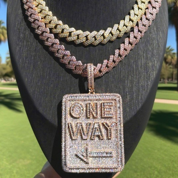 Iced Out Two Tone Color Cross Round Pendant Necklace Zircon CZ Infinity Cuban Chain Big Heavy Chunky Badge Men Hip Hop Jewelry 250920