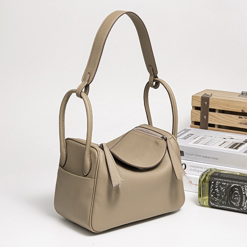 Christmas Gift Luxury Bag Top Leather Women's Exquisite Large Capacity Genuine Leather Business Commuter Fashion Shoulder Bag Designer Bag