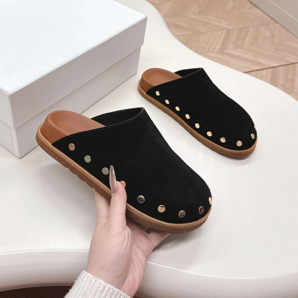 Women Natural Cow Suede Mules Flat Platform Rivets Slippers Round Toes Leisure Flats Designer Shoes atillas De Mujer